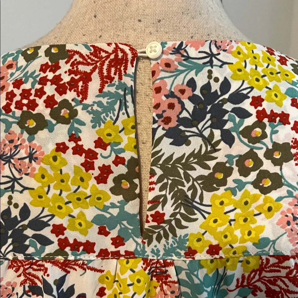 Loft Boho Style Floral Pullover - Picture 9 of 11